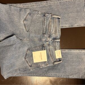 Ladies Jeans Light Wash High-Rise Jeans Brand new Size 25/1